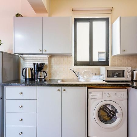 Freya 1-Bedroom Apartment In ラルナカ エクステリア 写真
